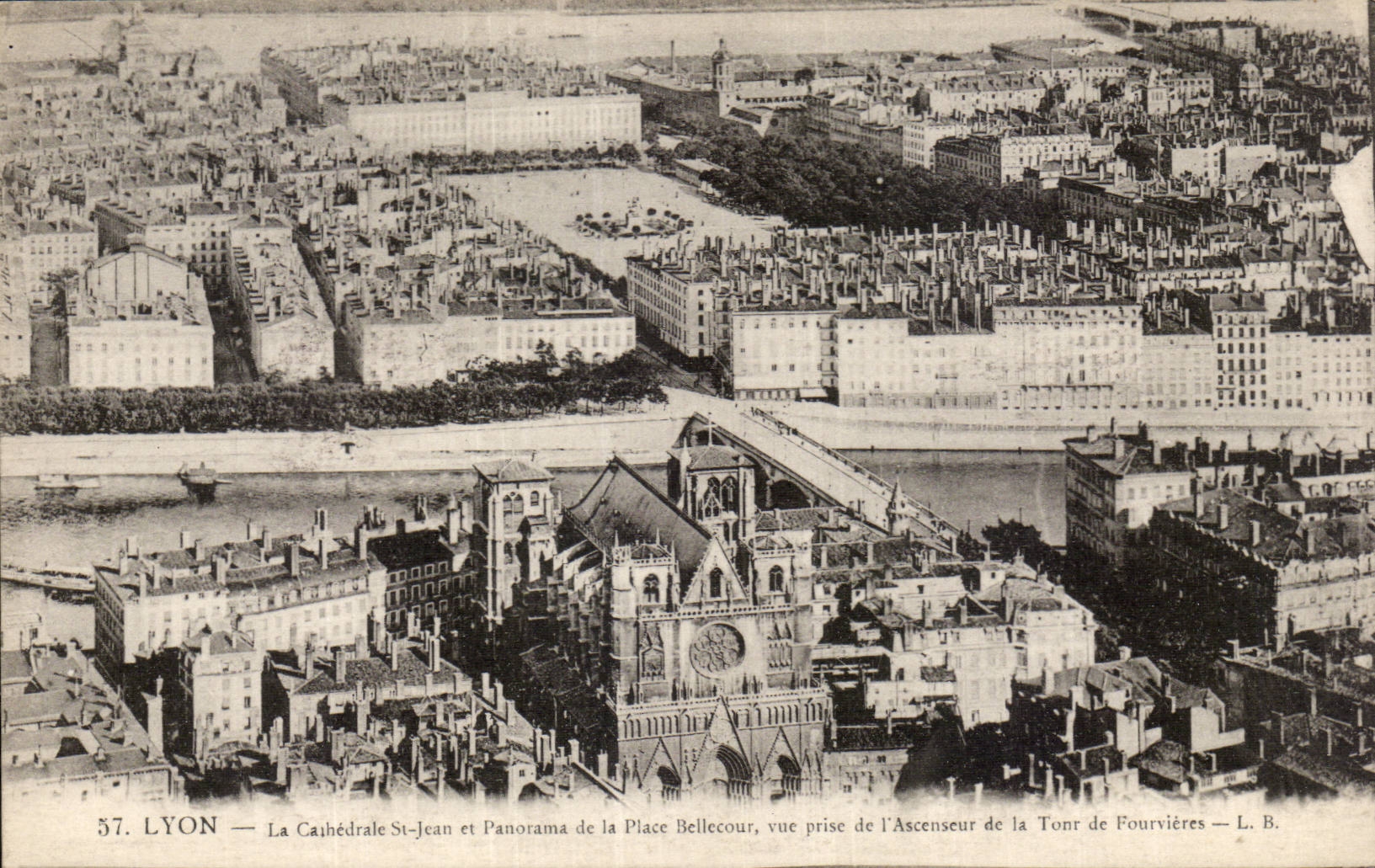 Lyon - La Cathedrale St Jean - CPA 