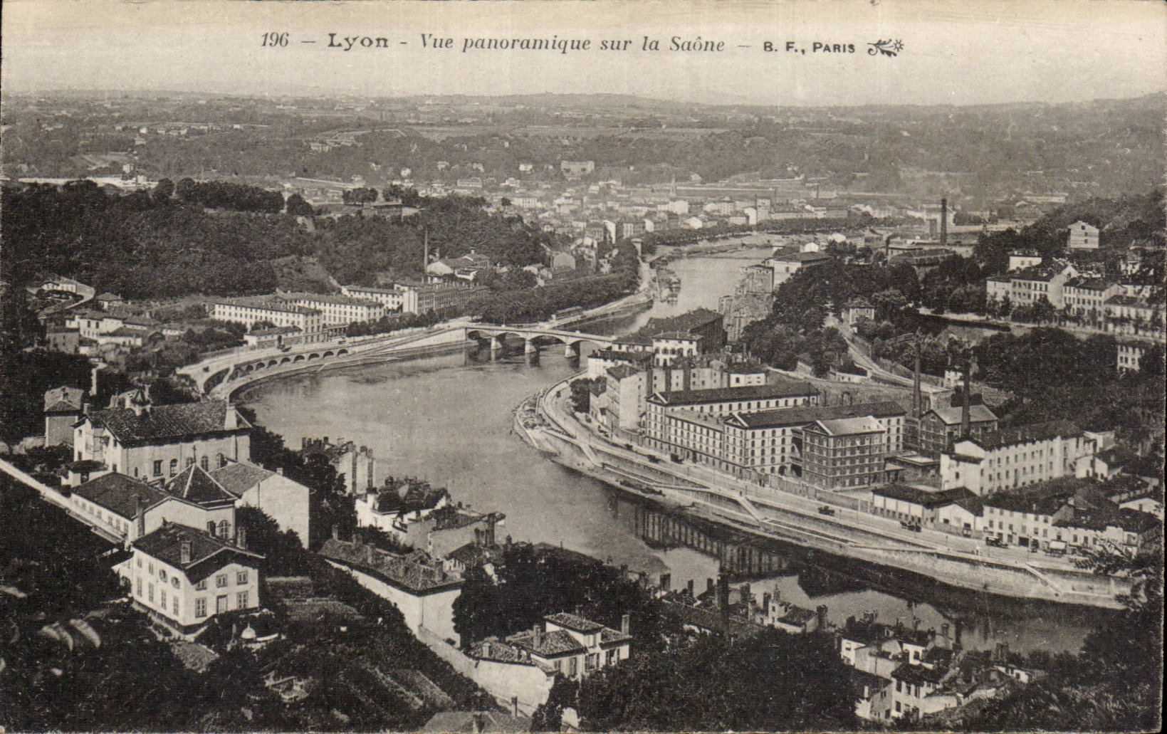 Lyon — Vue panoramique sur la Saône — B.F., Paris