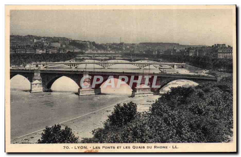 CPA Lyon Les ponts et les quais du Rhone