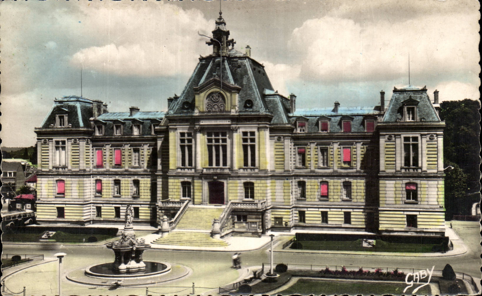 CPSM Evreux L'hotel de ville Place du General de Gaulle
