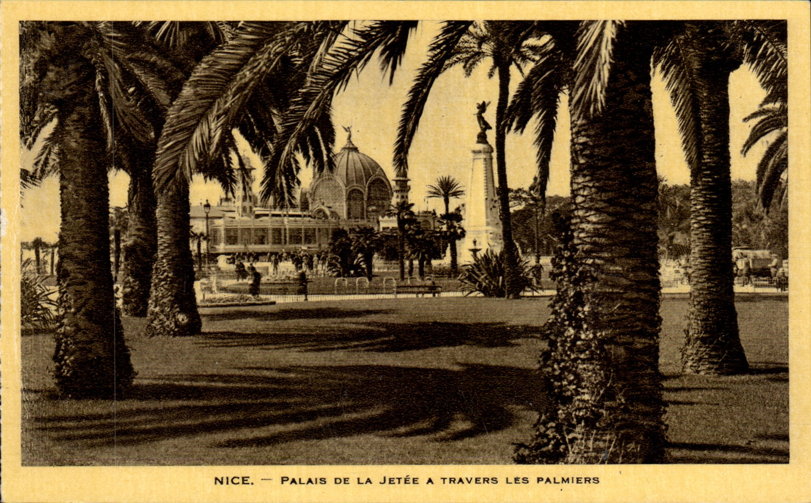 CPA Nice Palais de la jetee a travers les palmiers