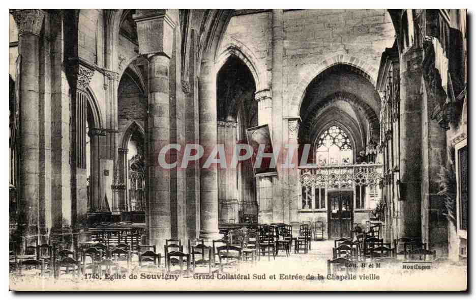 Eglise de Souvigny - Grand Collateral Sud et Entree de la Chapelle - CPA 