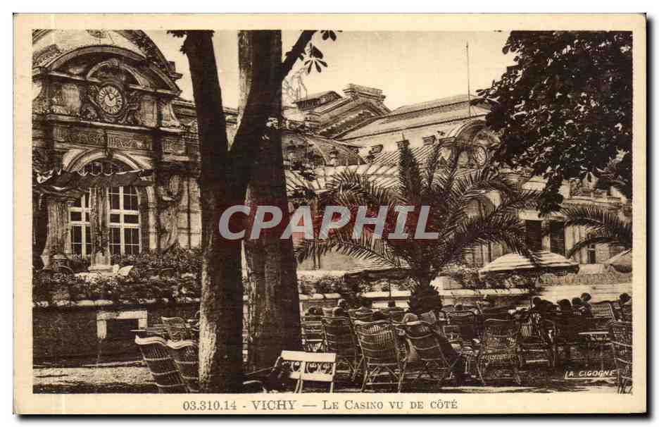 Vichy - Le Casino - Vu de Cote - CPA 