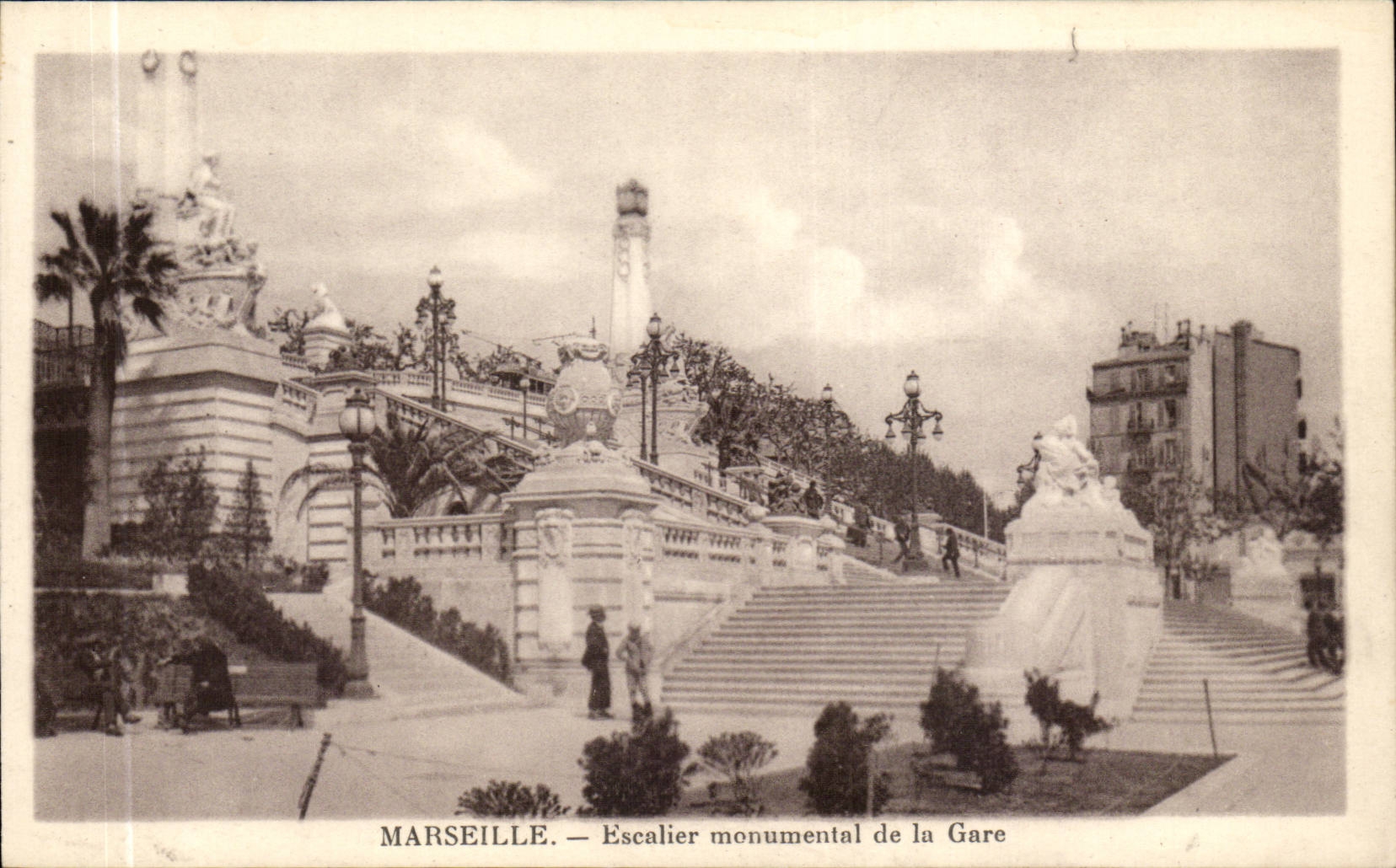 Marseille - Escalier Monumental de la Gare - CPA 