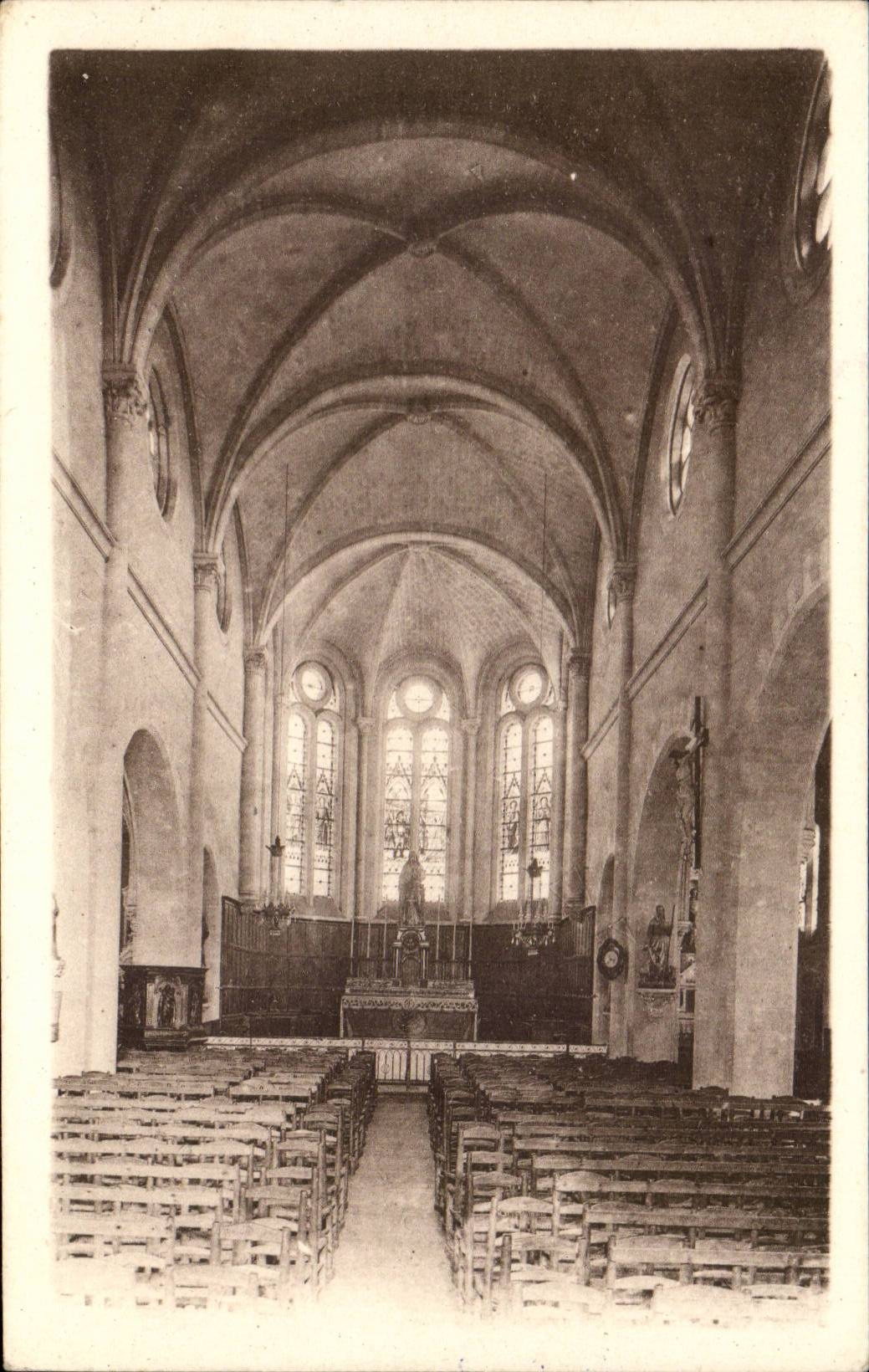 CPA Treillieres Interieur de l'eglise