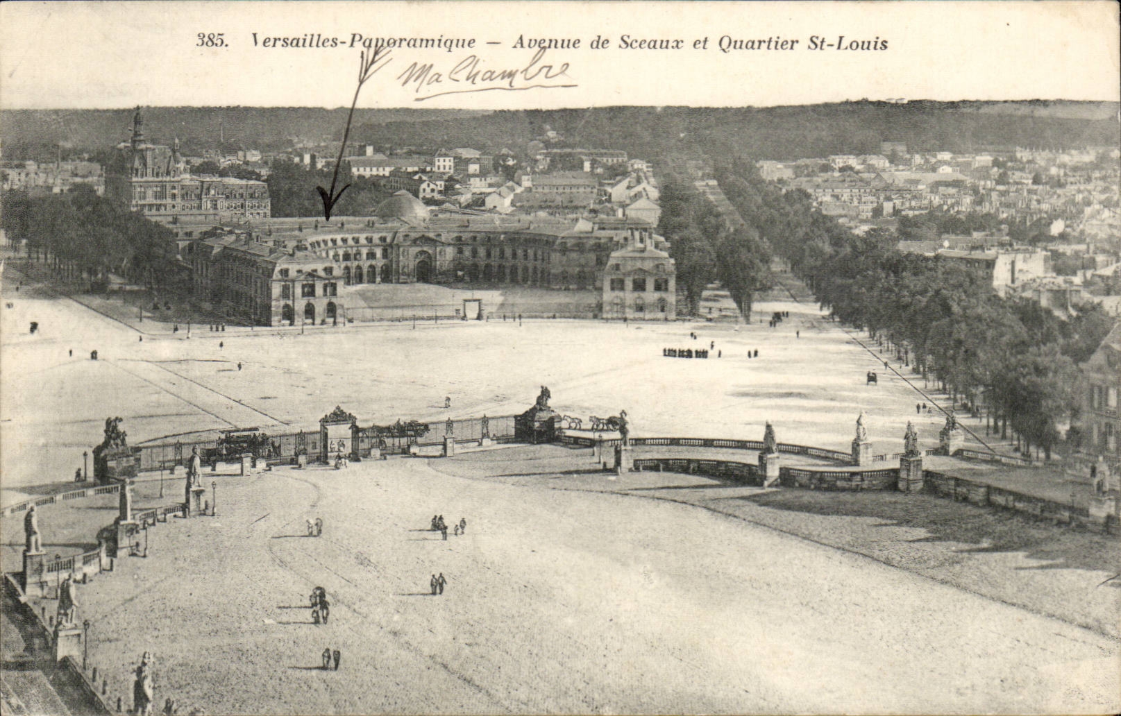 Versailles-Paporamique — Avenue de Sceaux et Quartier St-Louis — Ma Chambré