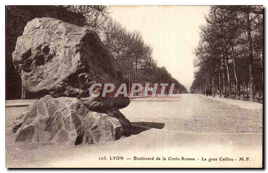Lyon - Boulevard et la Croix Rousse- CPA 