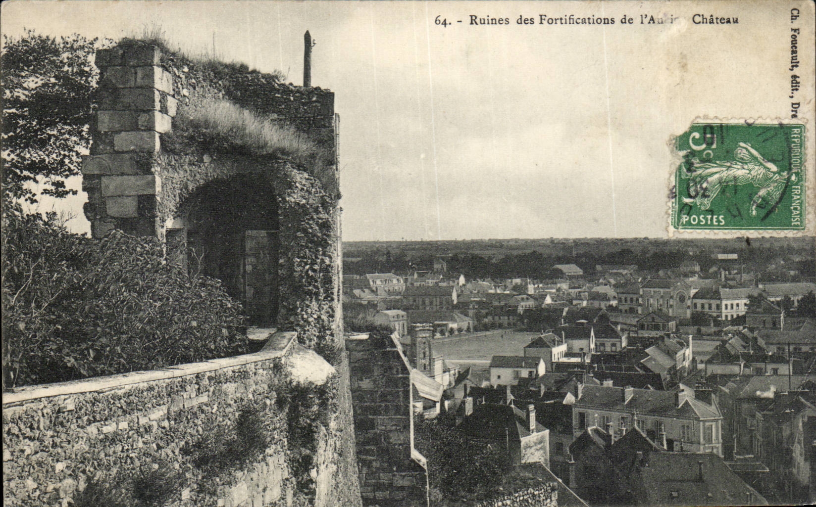 Ruines des Fortifications de l'Aubir Château — Ch. Foresth, édit., Dre