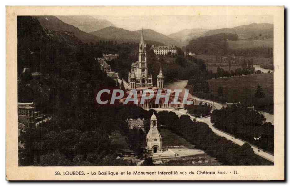 Lourdes - La Basilique - CPA 