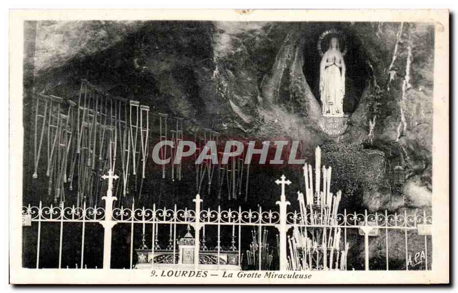 Lourdes - La Grotte Miraculeuse - CPA 