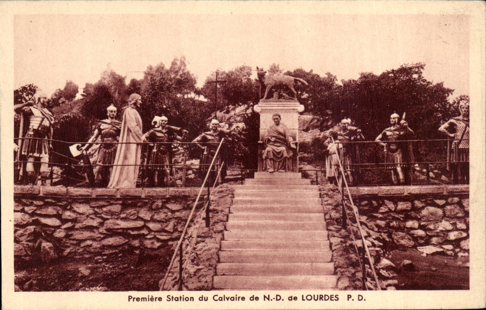 Lourdes - Le Calvaire - I re Station - CPA 