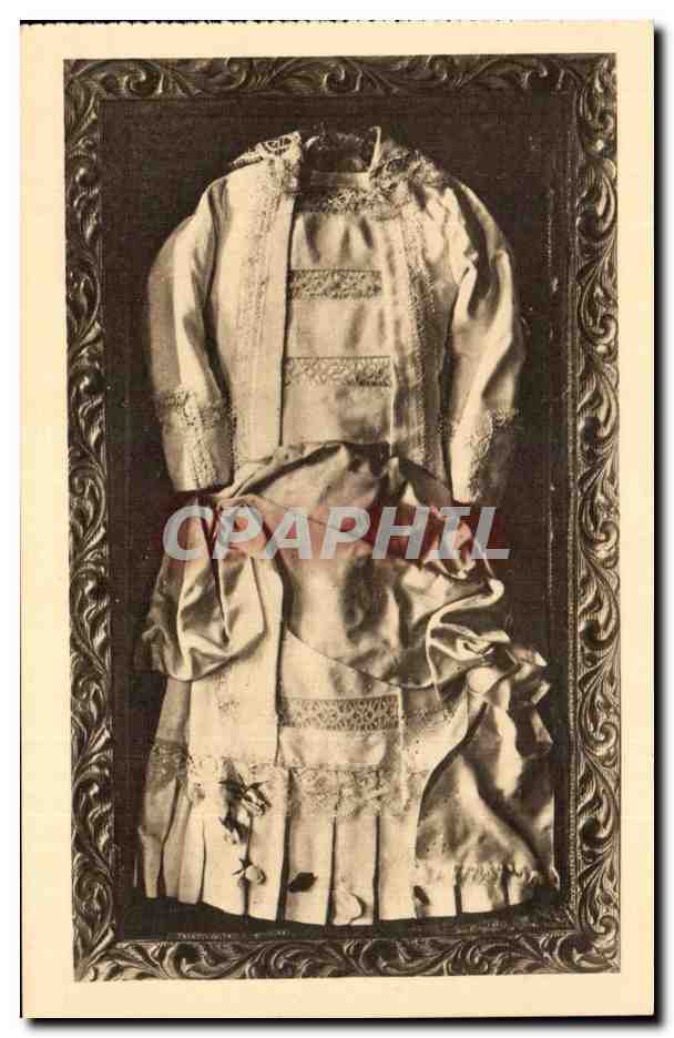 CPA Robe blanche Sainte Therese de l'enfant Jesus Lisieux