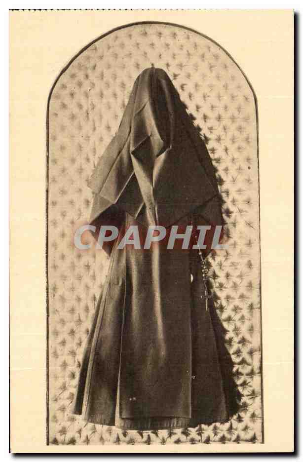 CPA Robe de bure petit chapelet de Sainte Therese de l'enfant Jesus Lisieux