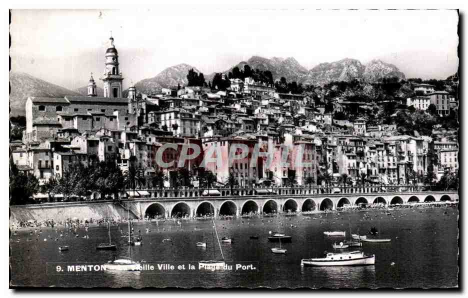 CPSM Menton La vieille ville et la plage du port
