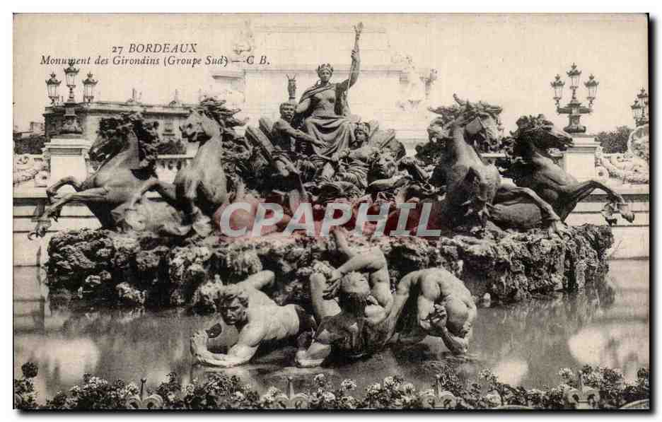 CPA Bordeaux Monument des Girondins 