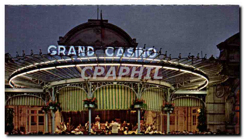 CPSM Vichy Le grand casino