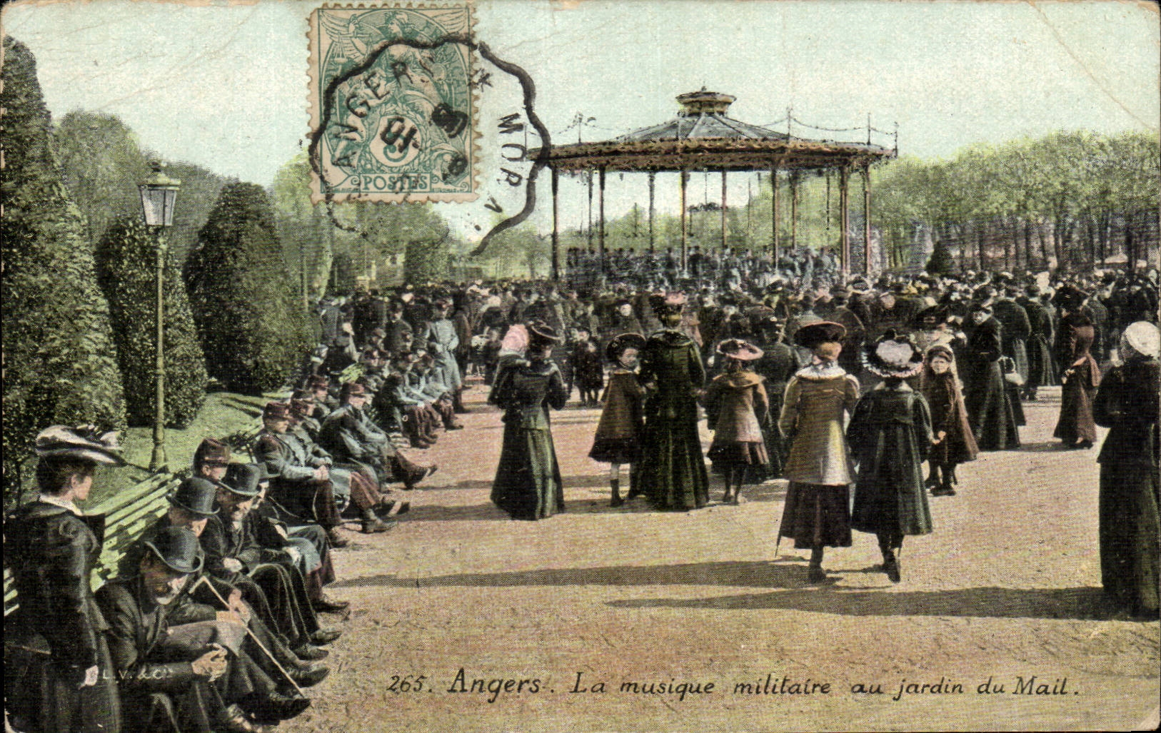 CPA Angers La musique militaire au jardin du Mail