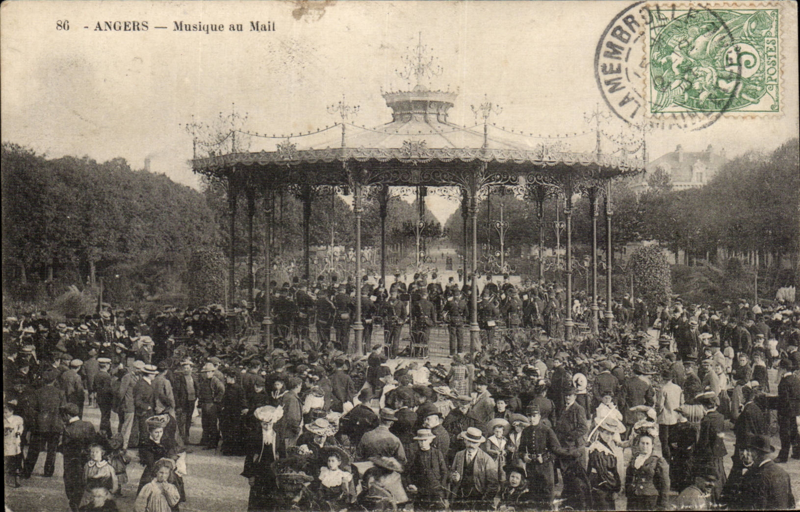 CPA Angers Le Mail un jour de musique
