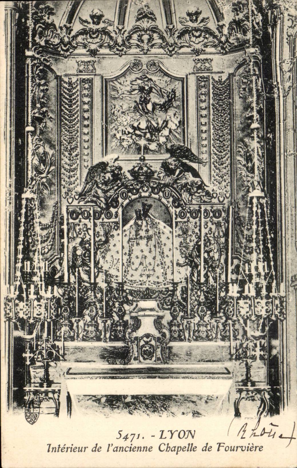 CPA Lyon Interieur de l'ancienne chapelle de Fourviere