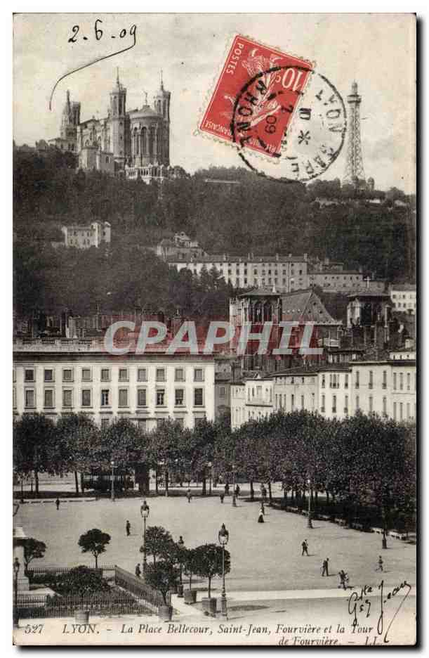 LYON - La Place Bellecour, Saint-Jean, Fourvière et la Tour de Fourvière