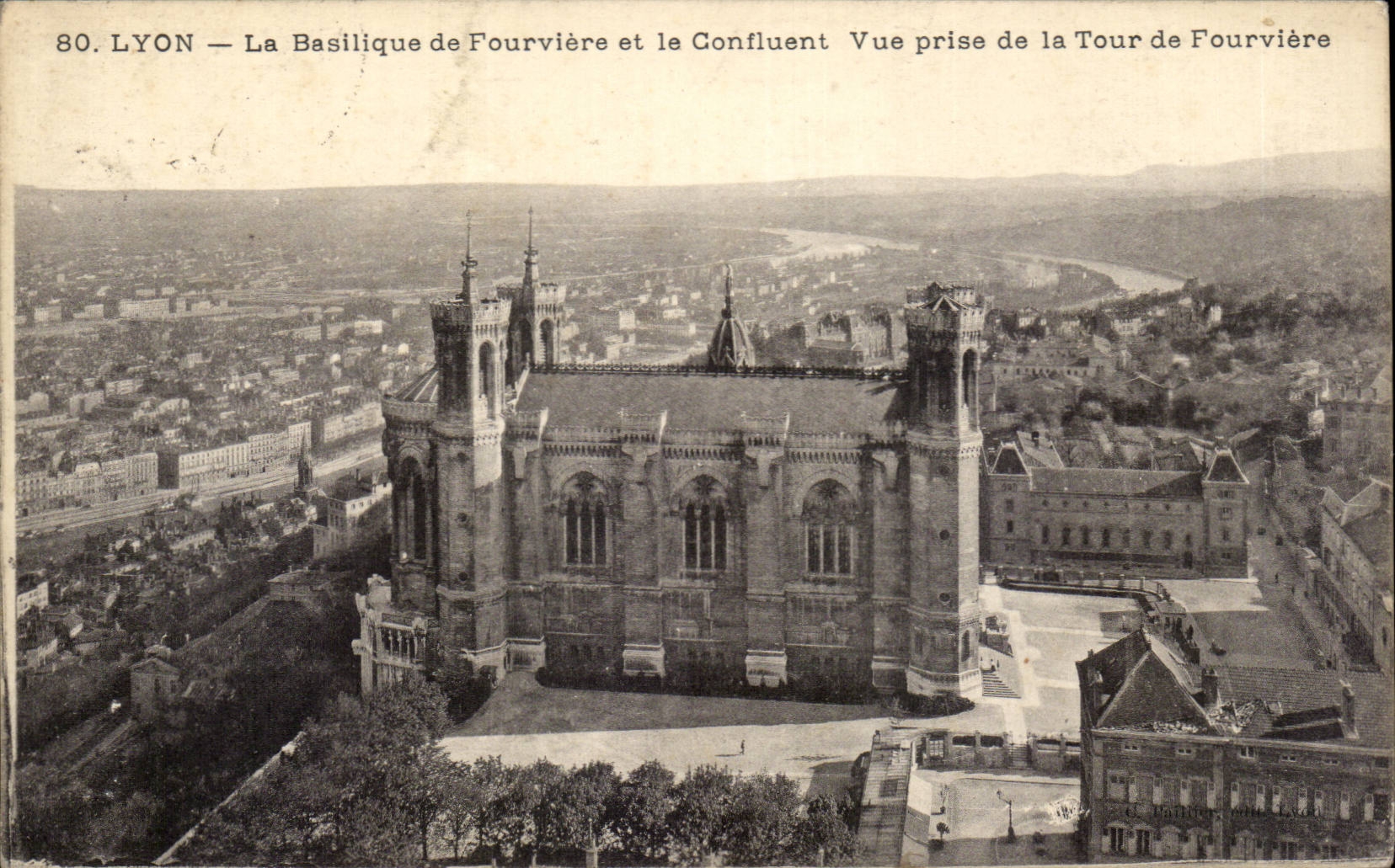 CPA Lyon La basilique de Fourviere et le confluent Vue prise de la Tour de Fourviere
