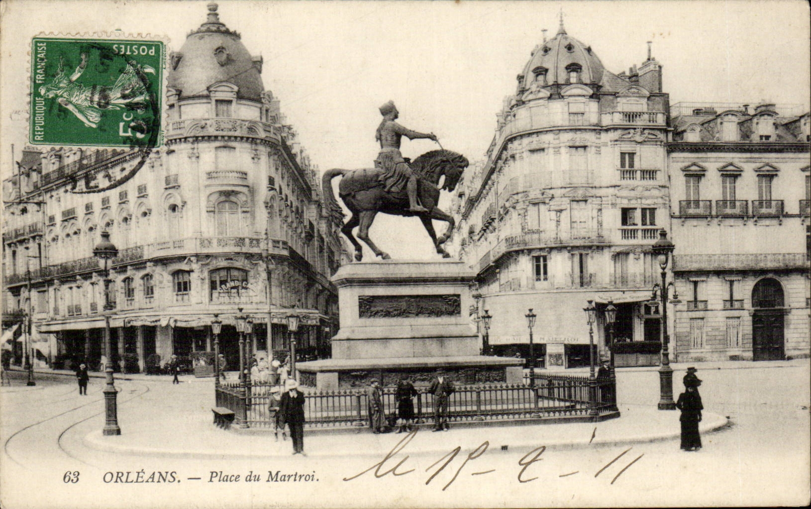 Orléans — Place du Martroi — éditeur non visible, n° de série 63