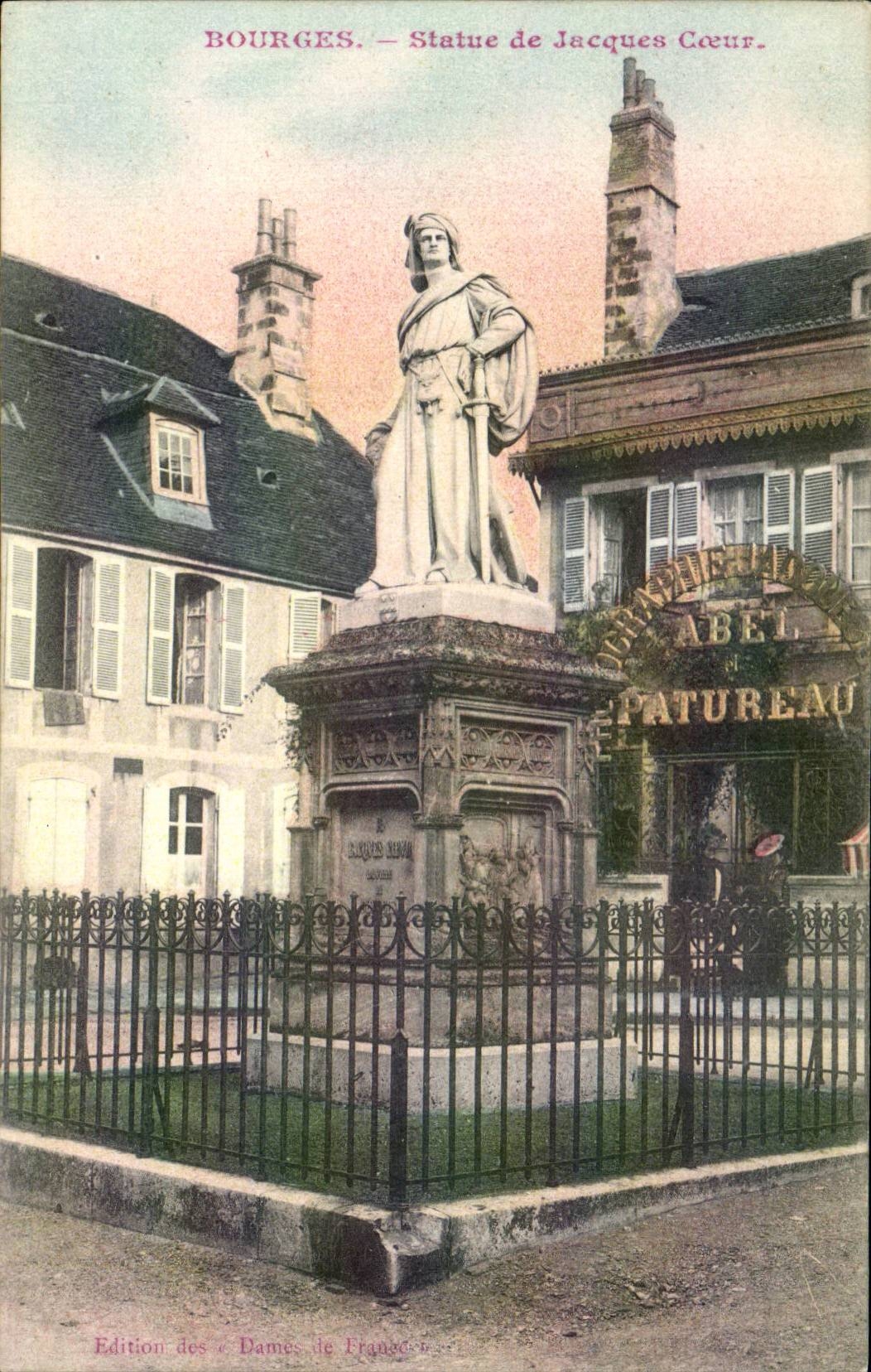 CPA Bourges Statue de Jacques Coeur