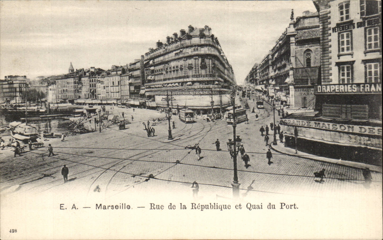 CPA Marseille Rue de la Republique et quai du port