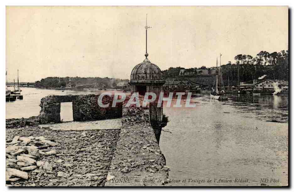 CPA Bayonne Bords de l'Adour et vestiges de l'ancien Reduit