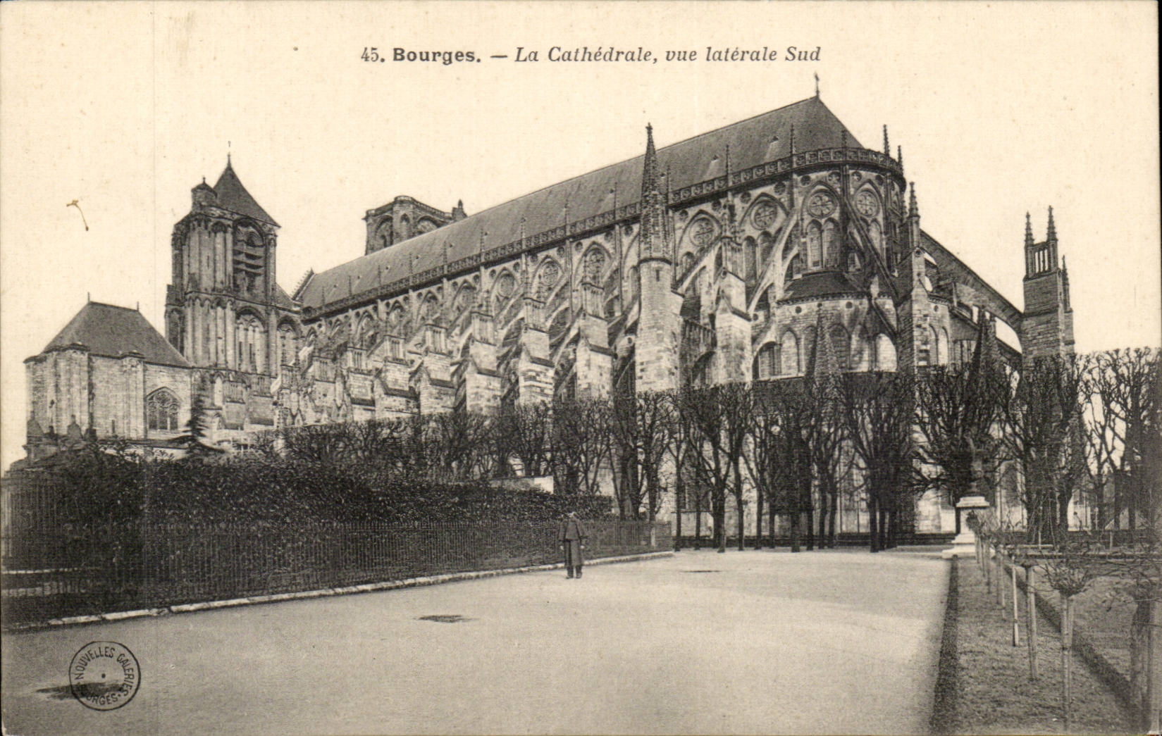 CPA Bourges La cathedrale vue laterale sud