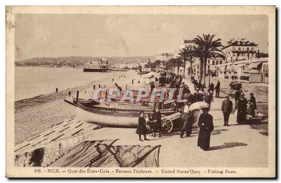 CPA Nice Quai des Etats Unis Bateaux pecheurs 