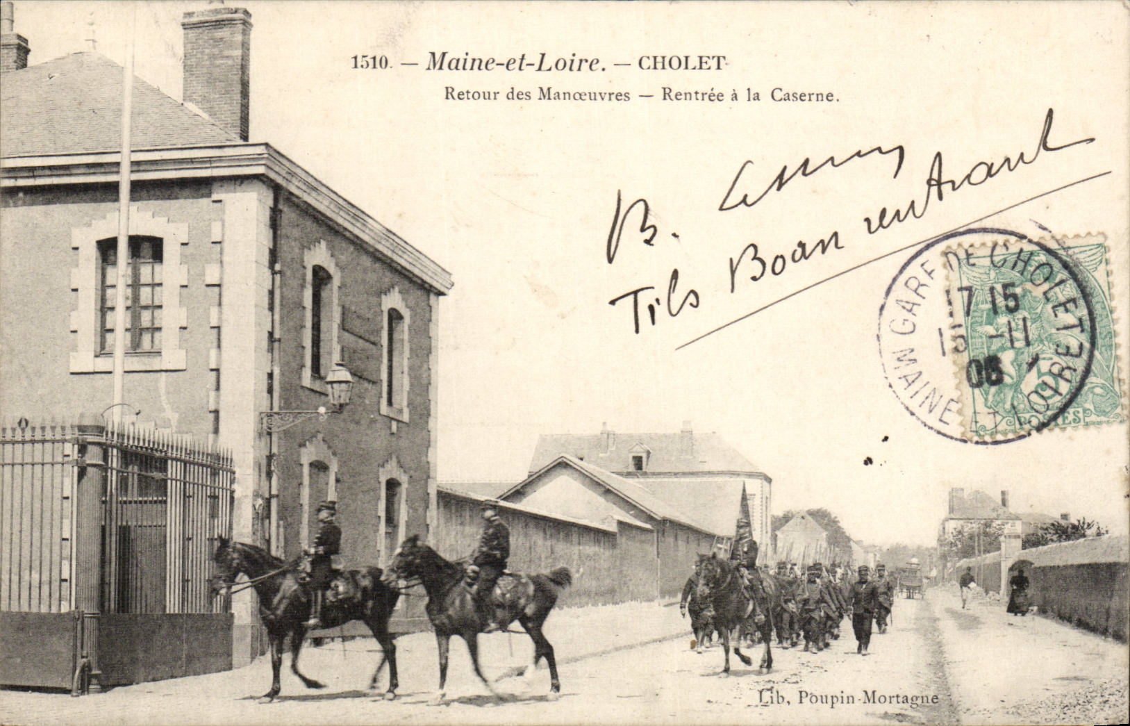 CPA Cholet Retour des manoeuvres Rentree a la caserne Militaria 