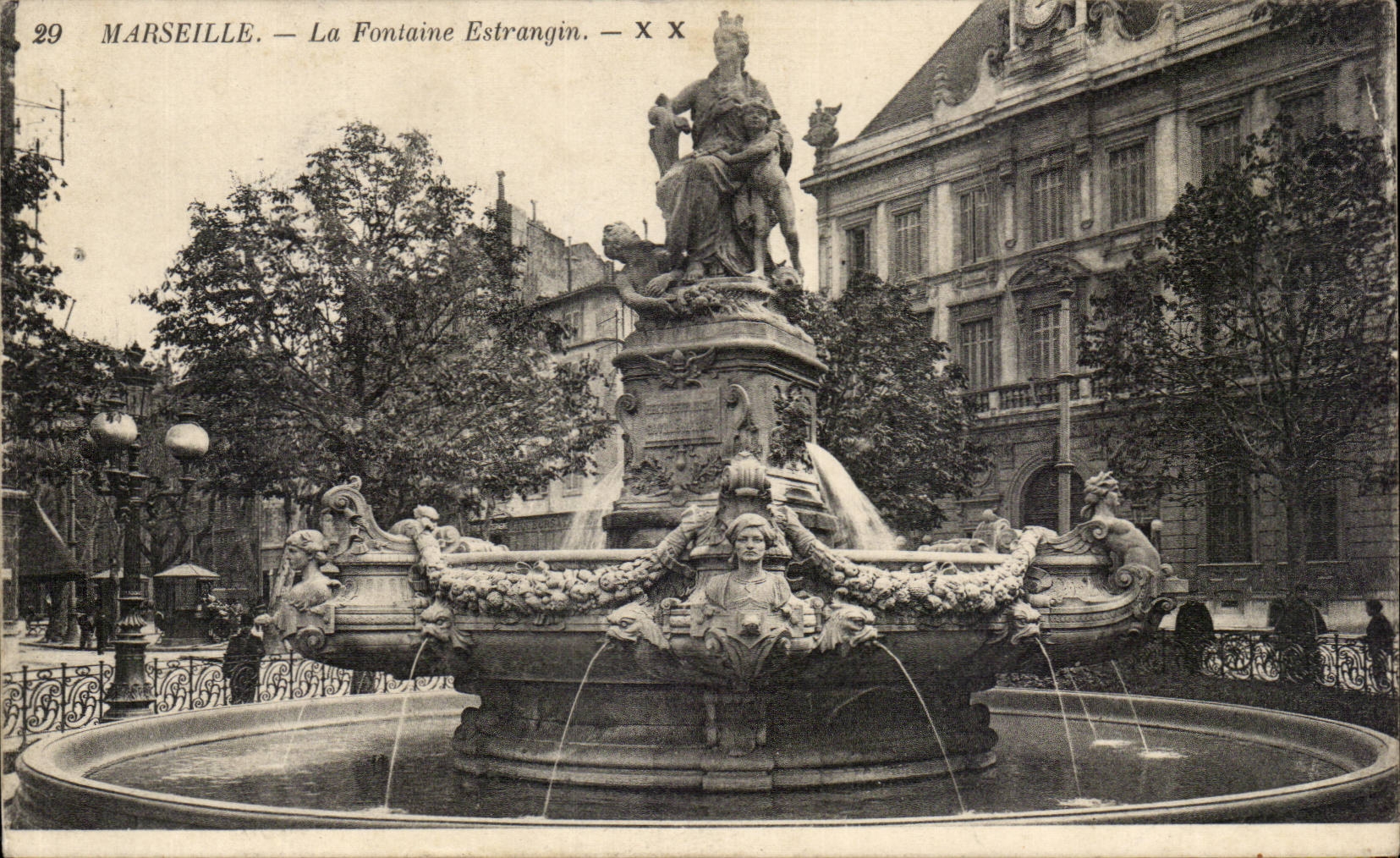 CPA Marseille La fontaine Estranguin