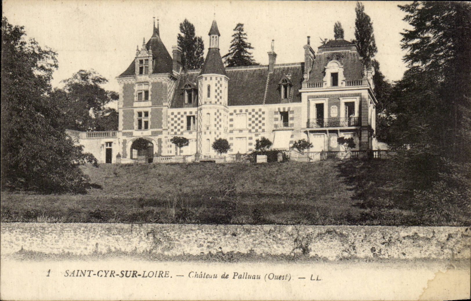 CPA Saint Cyr sur Loire Chateau de Palluau