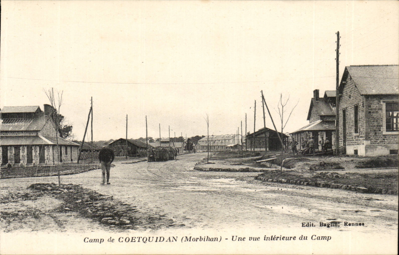 CPA Camp de Coetquidan Une vue interieure du camp