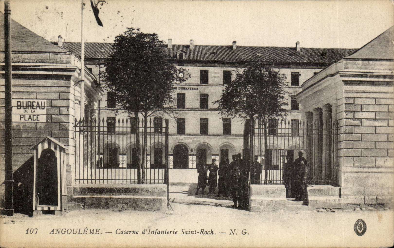 Angoulême — Infanterie-Kaserne Saint-Roch — N.G. — N° 107