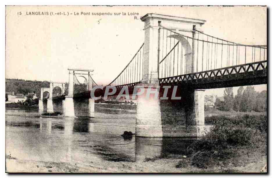 CPA Langeais Le pont suspendu sur la Loire
