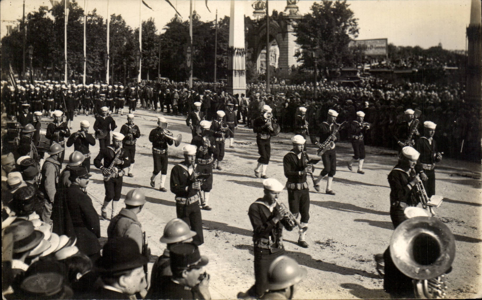 CPA Les fetes de la victoire 14 juillet 1919 Les marins americains