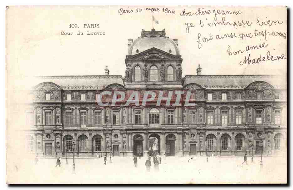 CPA Paris Cour du Louvre