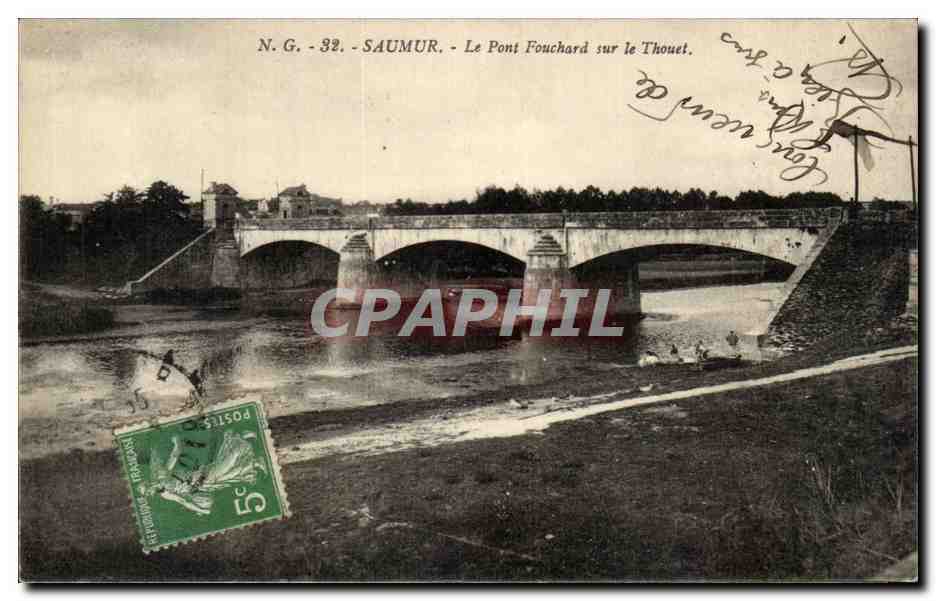 Saumur CPA Le pont Fouchard sur le Thouet ( lavandieres )