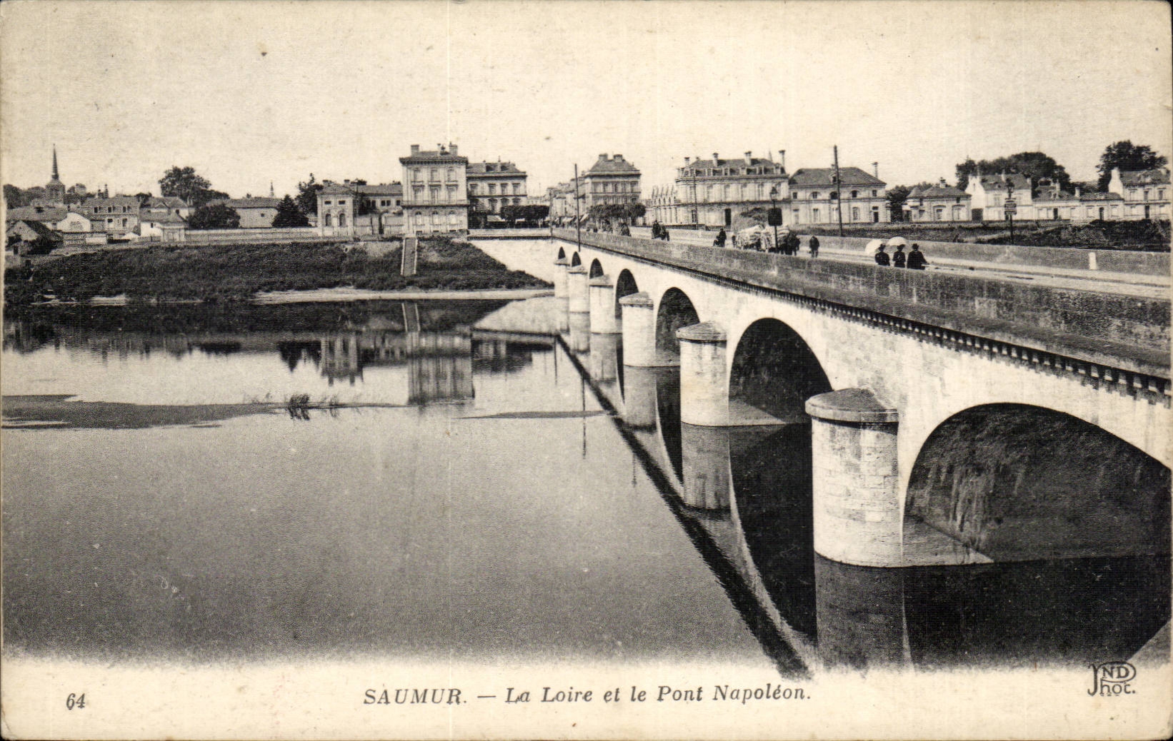 CPA Saumur La Loire et le pont napoleon