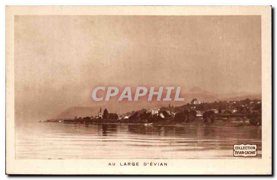 Au large d'Évian — vue du lac et des collines — Évian-Cachat