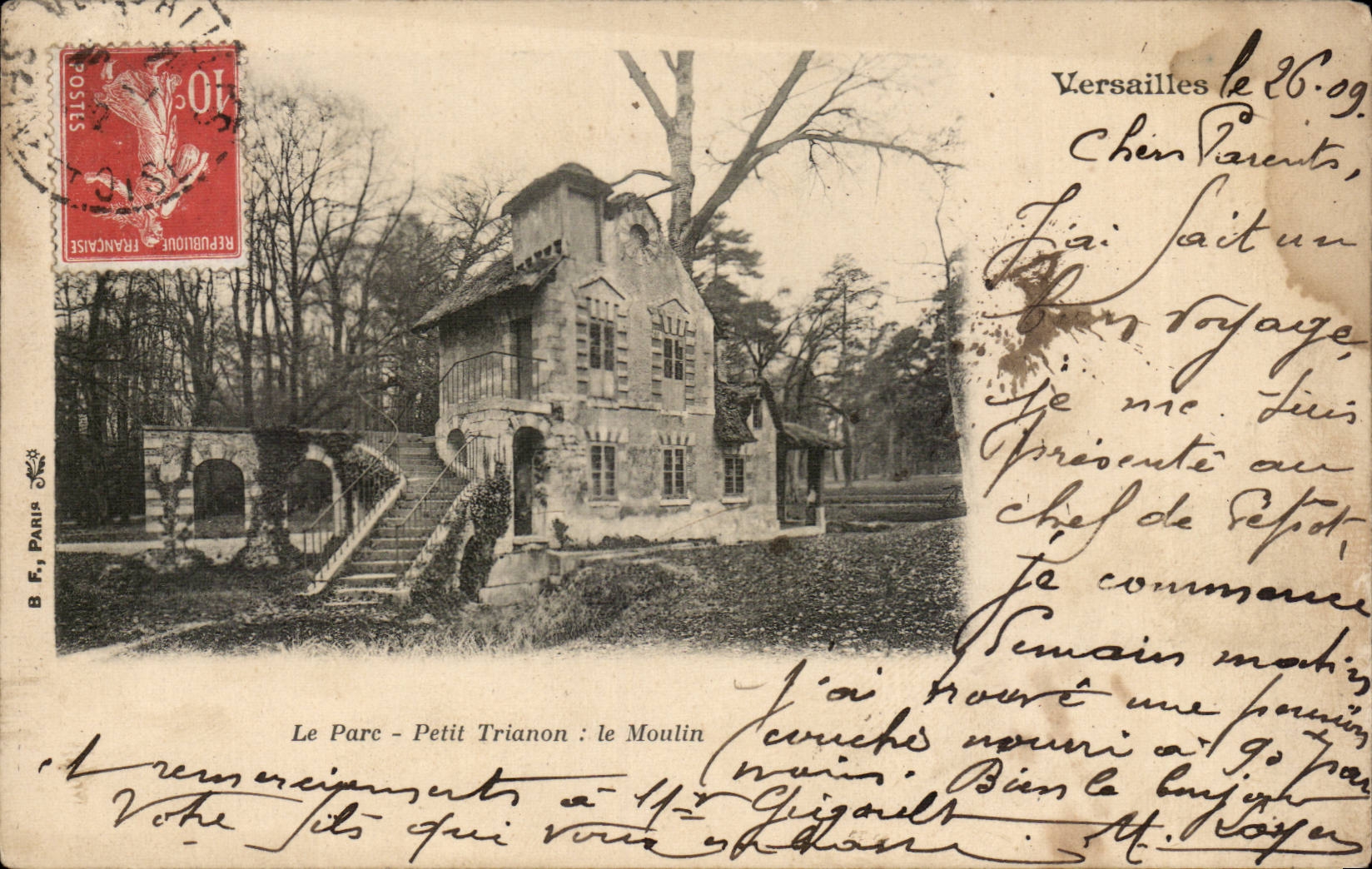 CPA Versailles Le parc Petit Trianon Le moulin 