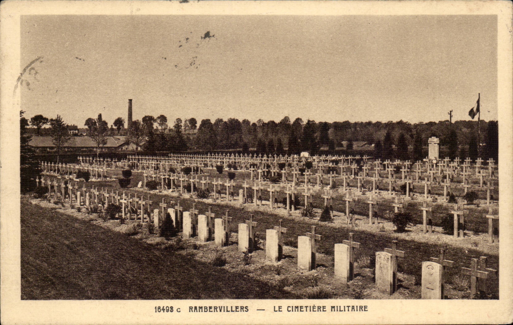 CPA Rambervillers le cimetiere militaire
