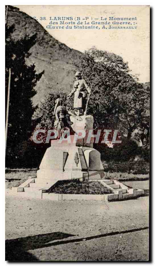 CPA Laruns le monument des morts de la grande guerre Oeuvre du statuaire 