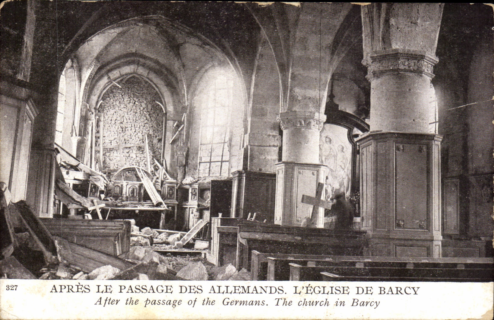 CPA Apres le passage des allemands Eglise de Barcy 