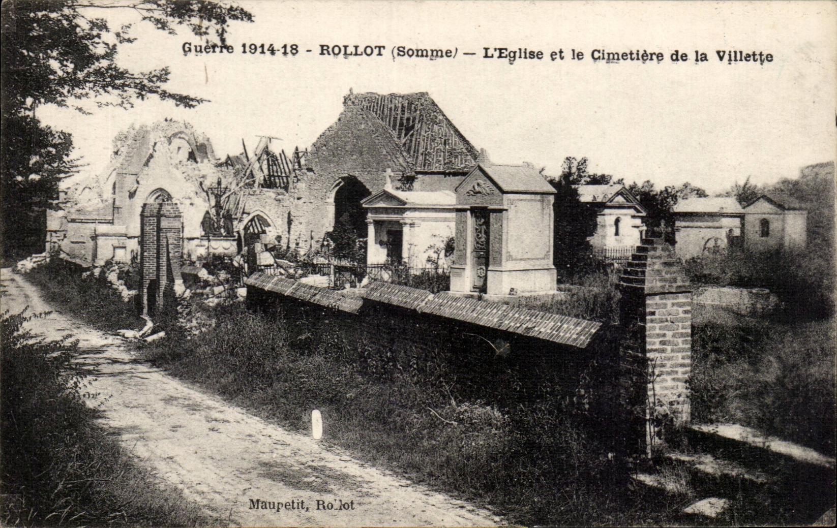 CPA Rollot L'eglise et le cimetiere de la Villette