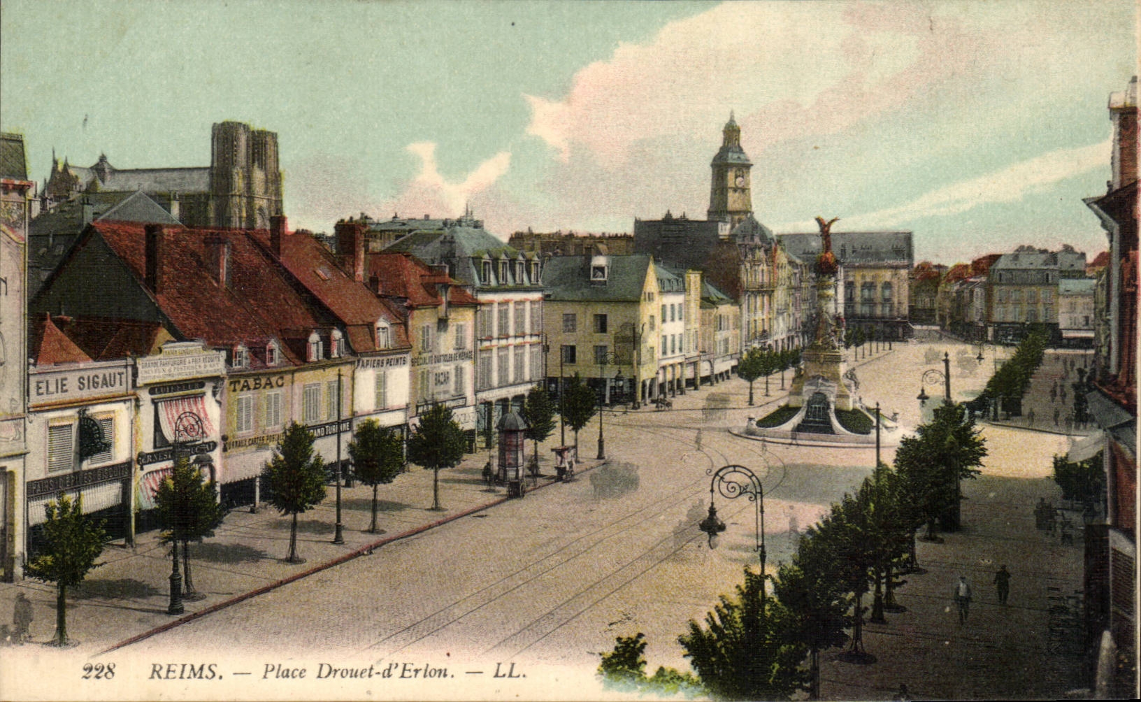CPA Reims Place Drouet d'Erlon