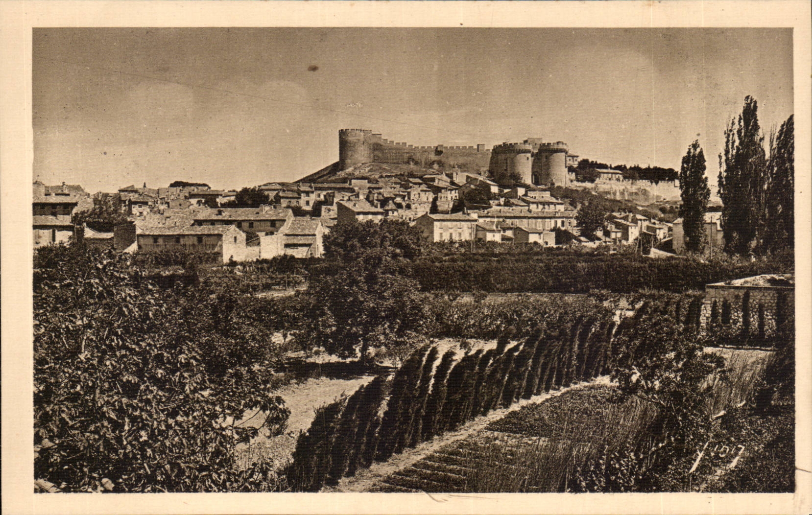Villeneuve-lès-Avignon — Il Castello — Edizione d'Arte Yvcon