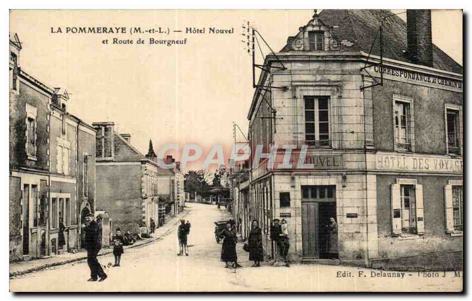 CPA La pommeraye Nouvel hotel et route de Bourgneuf